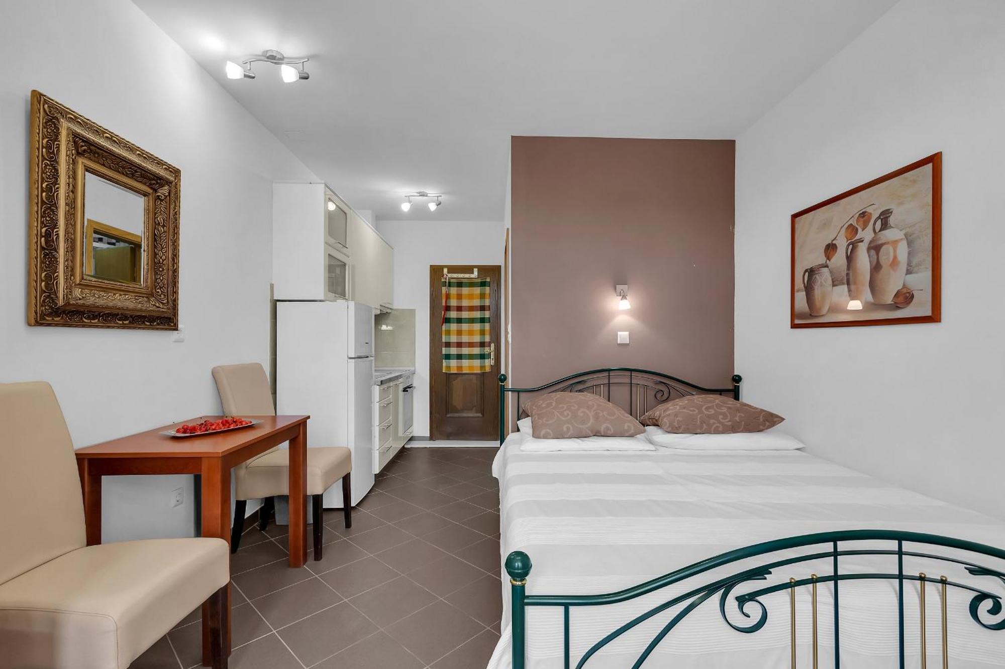 Apartments And Rooms With Parking Space Duce, Omis - 10303 Habitación foto
