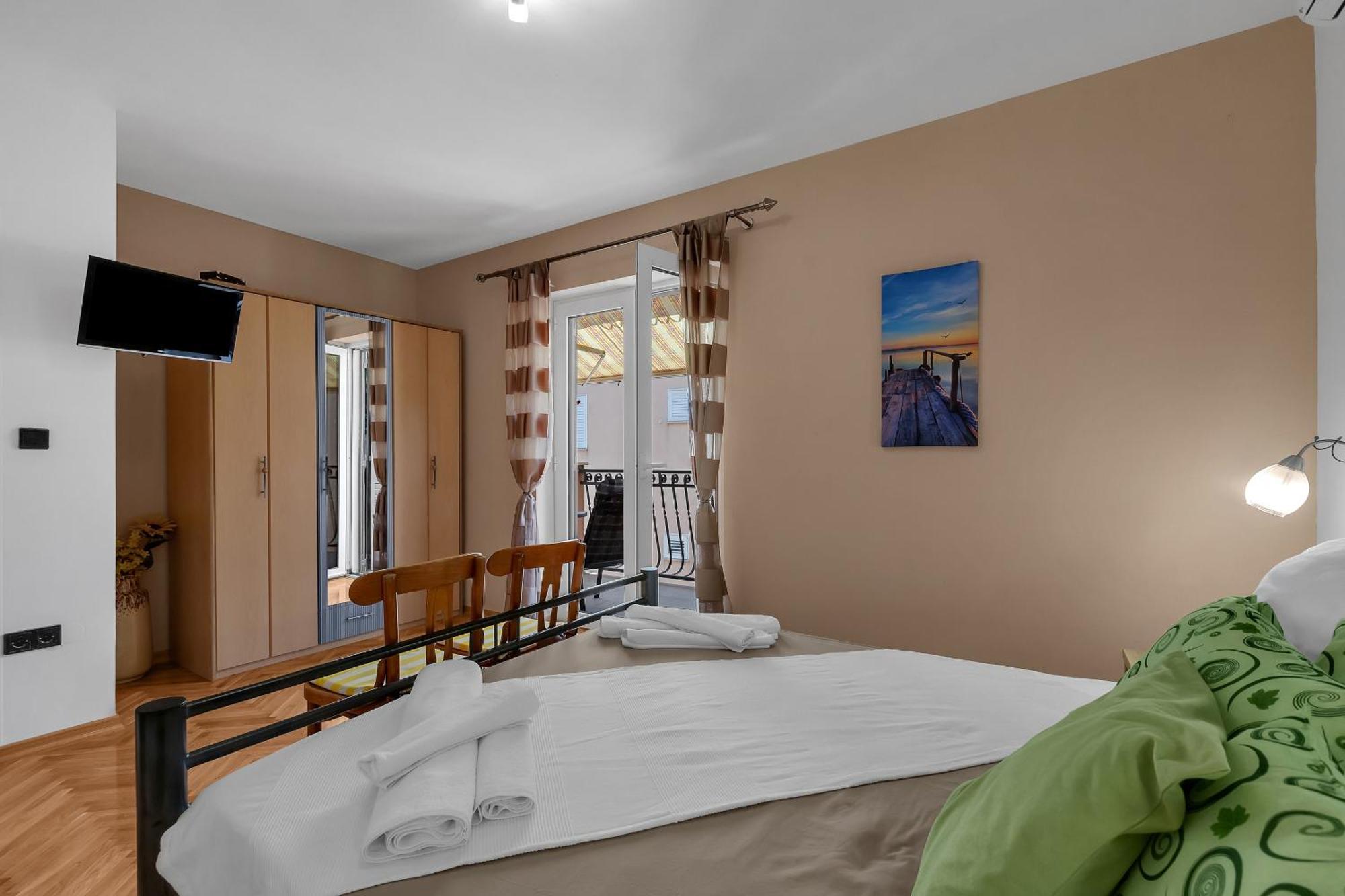 Apartments And Rooms With Parking Space Duce, Omis - 10303 Habitación foto
