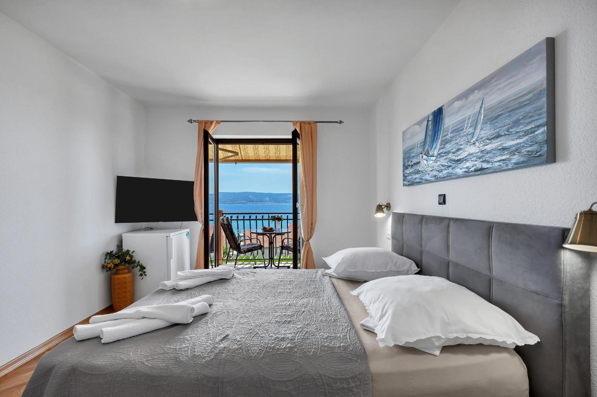 Apartments And Rooms With Parking Space Duce, Omis - 10303 Habitación foto